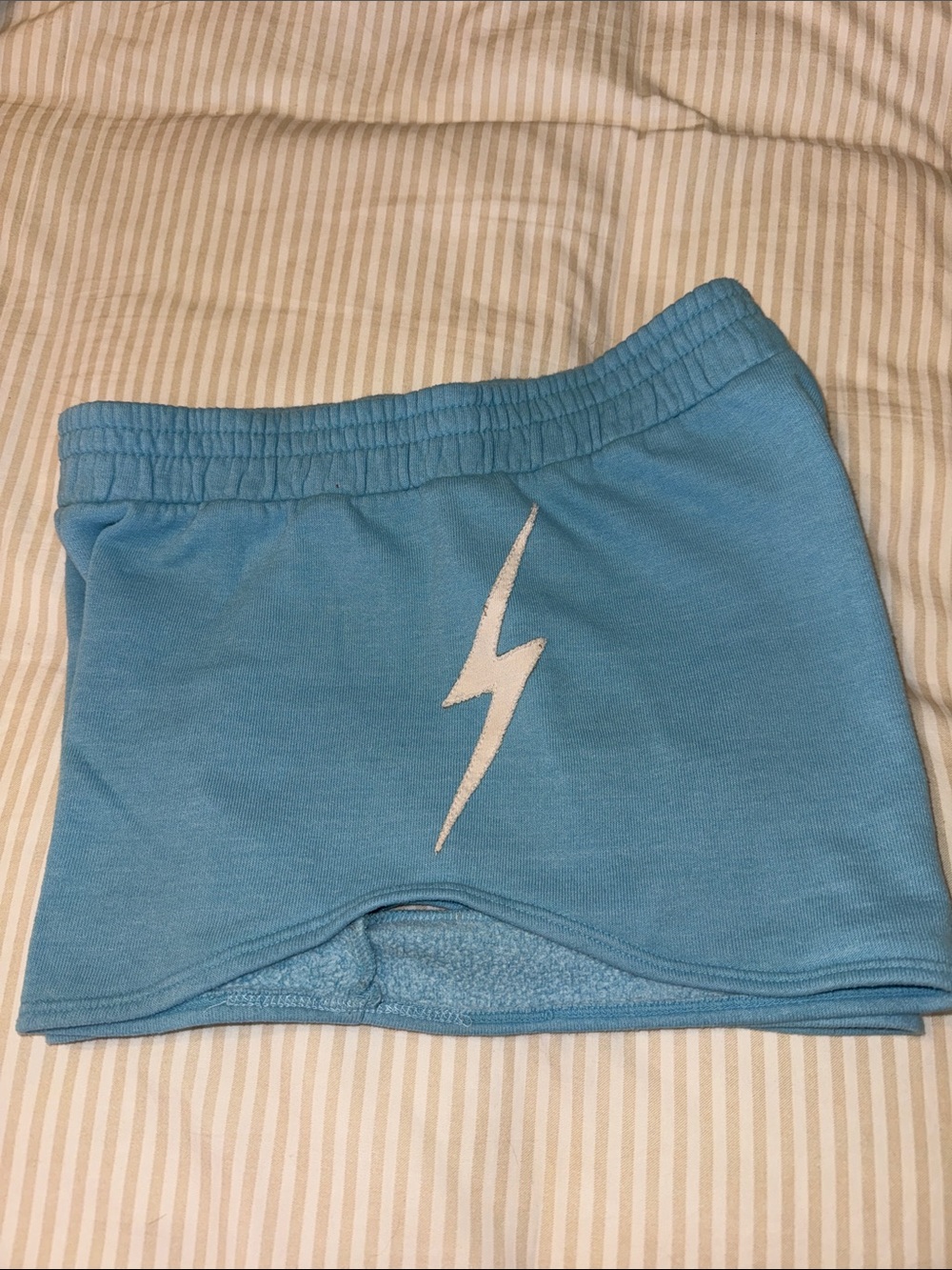 Aviator Nation Women’s Bolt Stitch Sweat Short size medium Light Blue